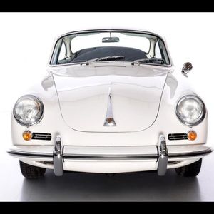 Meet your Posher, Ernesto